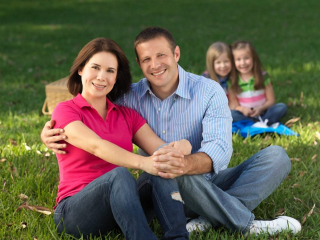 Portrait of Mum and Dad with young daughters Ringwood Family Photography